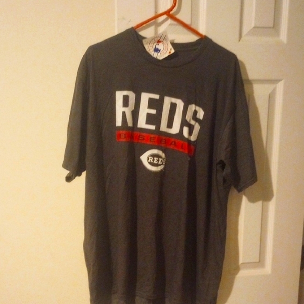 Reds Baseball Gray T-Shirt